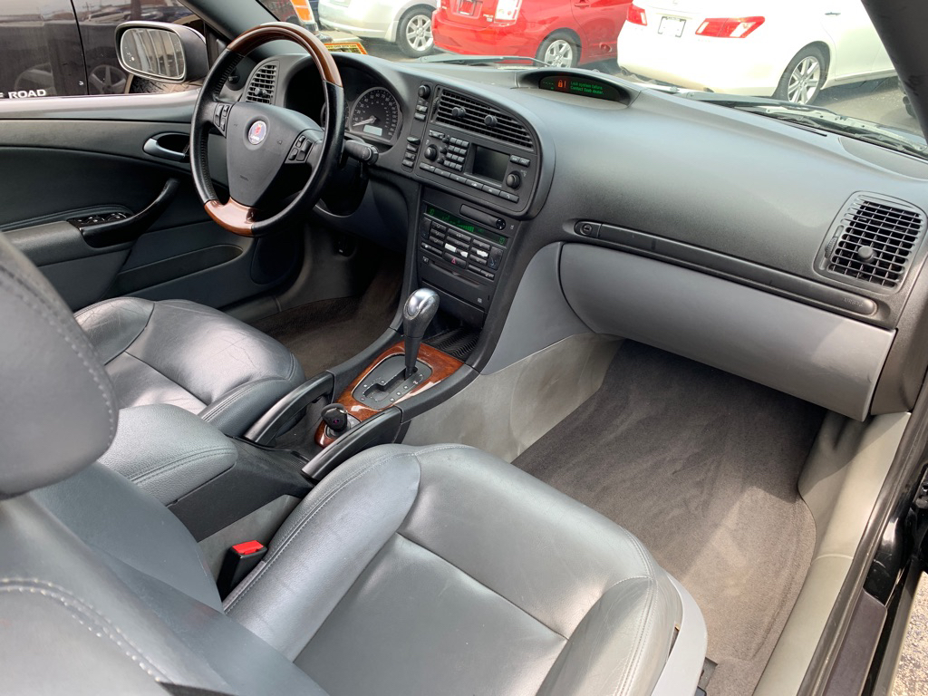 Photo 12 of this SAAB 9-3