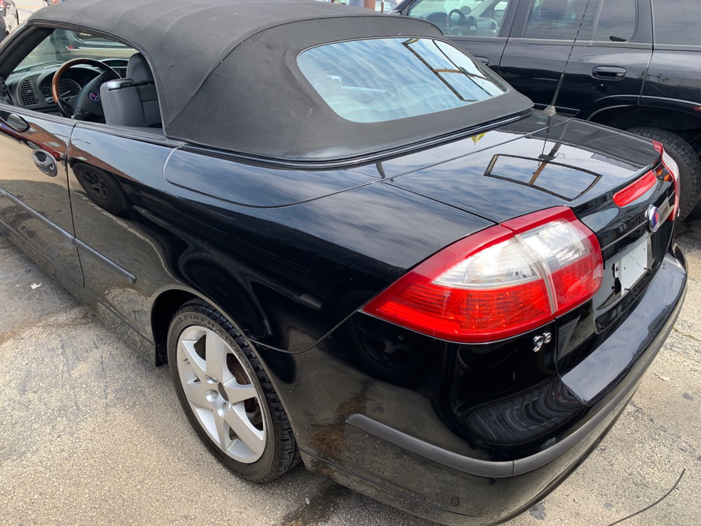 Photo 3 of this SAAB 9-3