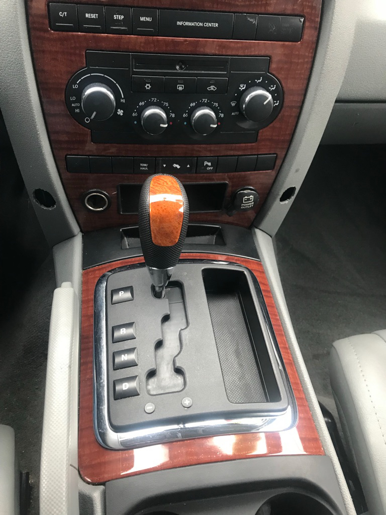 Photo 13 of this JEEP GRAND CHEROKEE