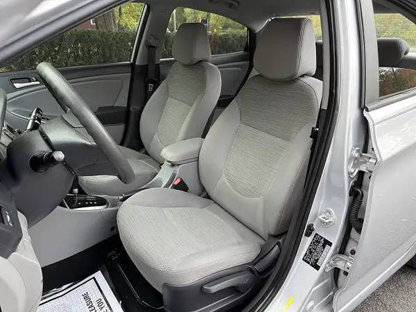 HYUNDAI ACCENT 2017 HYUNDAI ACCENT KMHCT4AE7HU170801