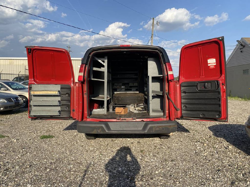 CHEVROLET EXPRESS G1500 2011 CHEVROLET EXPRESS G1500 1GCSGAF4XB1170769