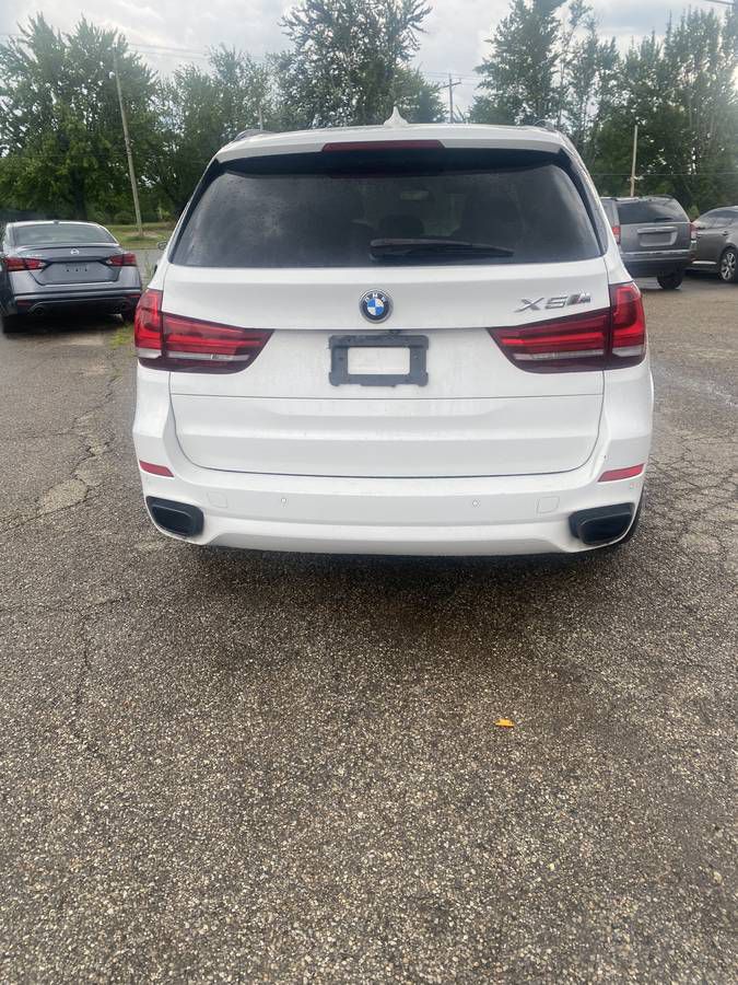 BMW X5 2016 BMW X5 5UXKR6C56G0J82580