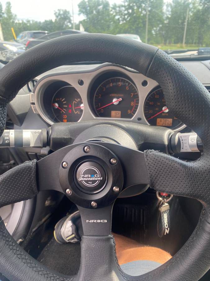 Photo 3 of this NISSAN 350Z