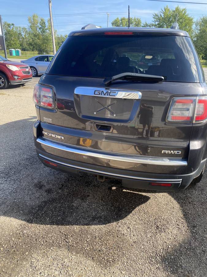 Photo 4 of this GMC ACADIA