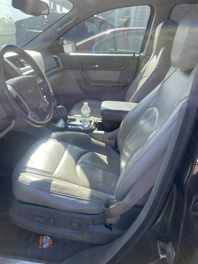 Photo 7 of this GMC ACADIA