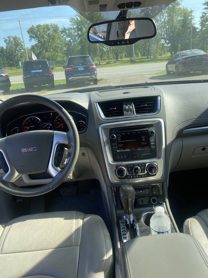 Photo 10 of this GMC ACADIA