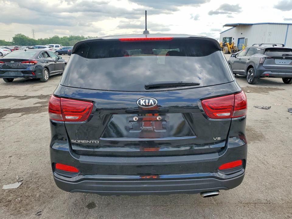 Photo 5 of this KIA SORENTO