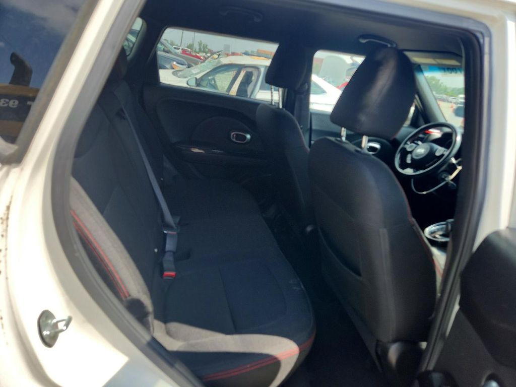 Photo 8 of this KIA SOUL