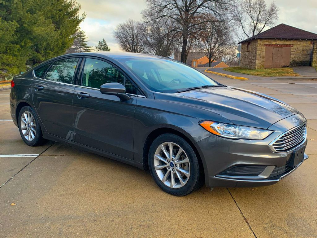 Photo 6 of this FORD FUSION