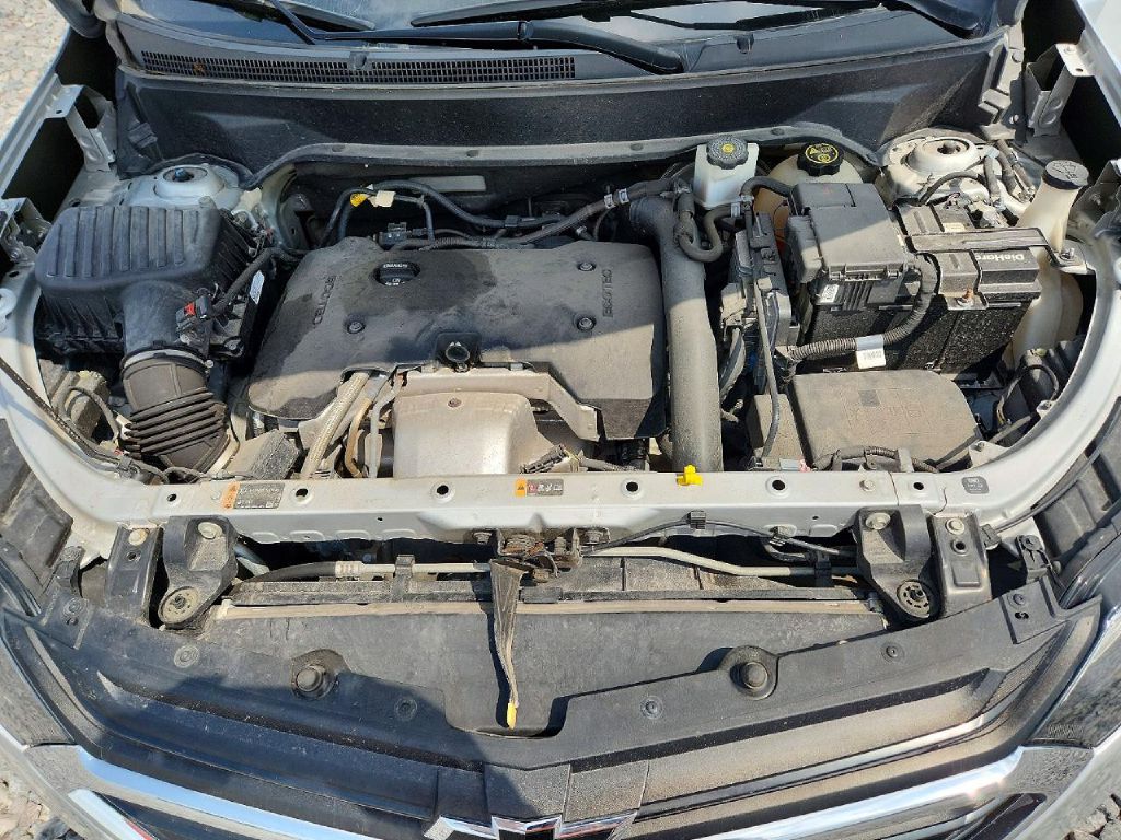 Photo 9 of this CHEVROLET EQUINOX