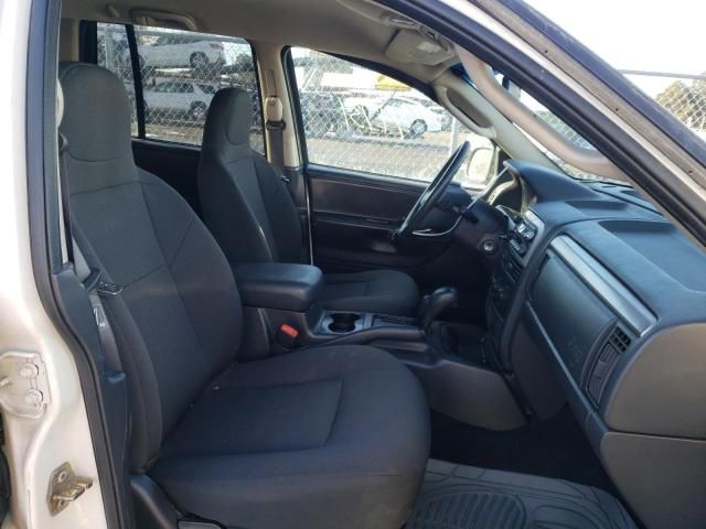 JEEP GRAND CHEROKEE 2004 JEEP GRAND CHEROKEE 1J4GW48N64C372395