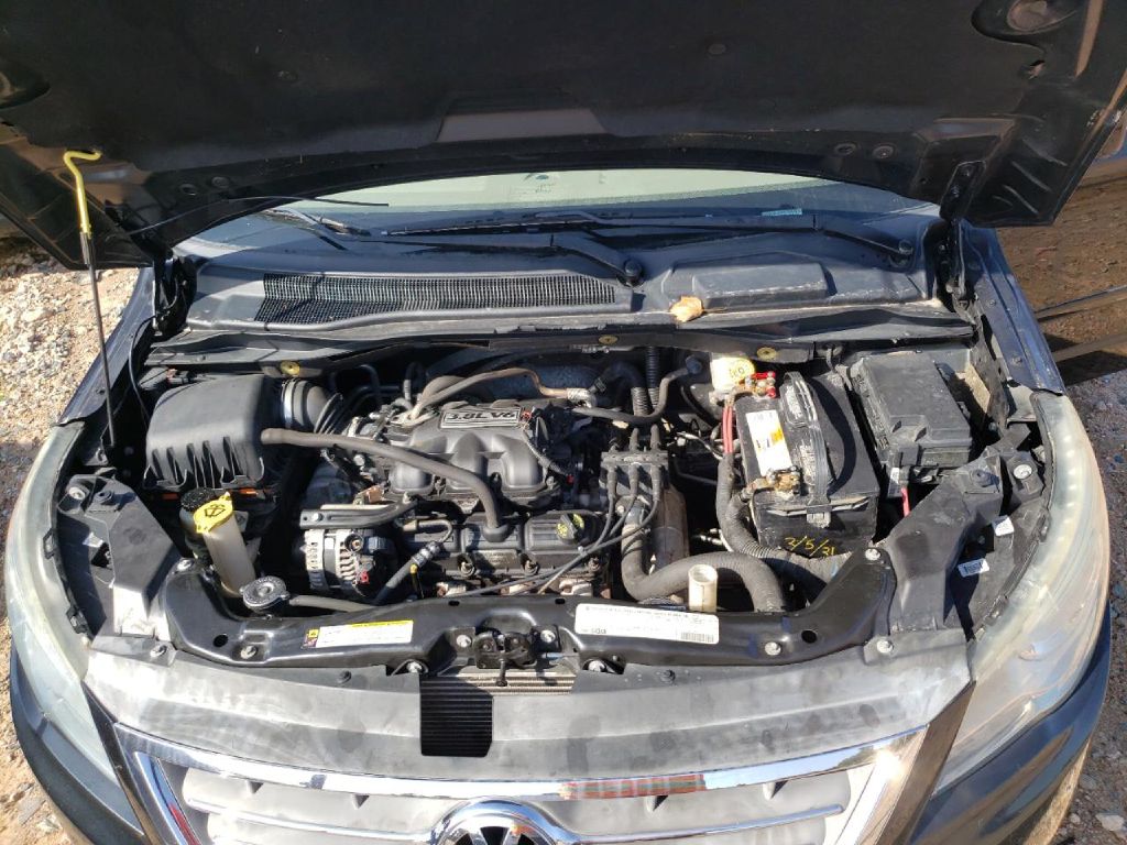 VOLKSWAGEN ROUTAN 2010 VOLKSWAGEN ROUTAN 2V4RW3D17AR407787