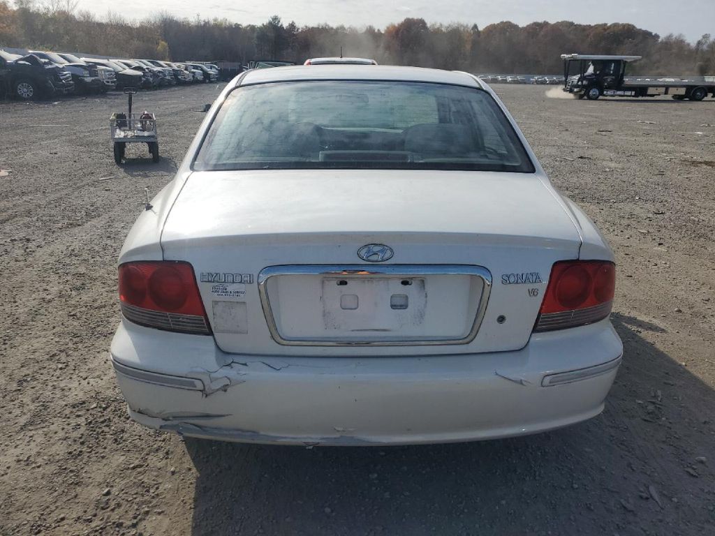 HYUNDAI SONATA 2004 HYUNDAI SONATA KMHWF35H34A920659
