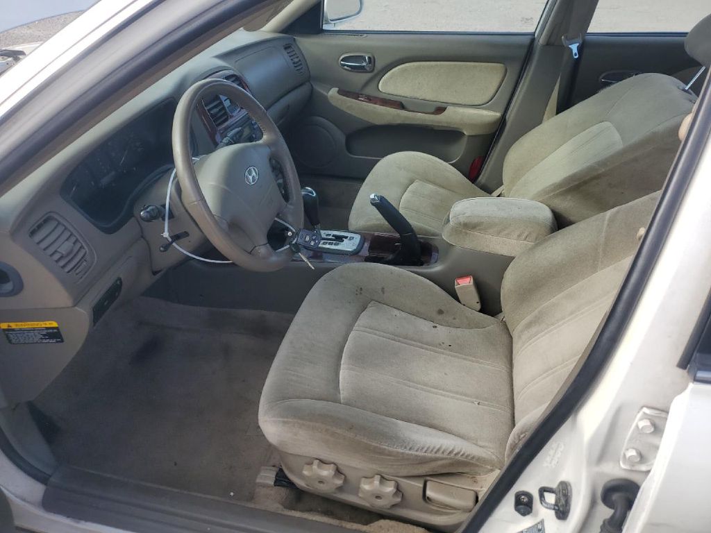HYUNDAI SONATA 2004 HYUNDAI SONATA KMHWF35H34A920659