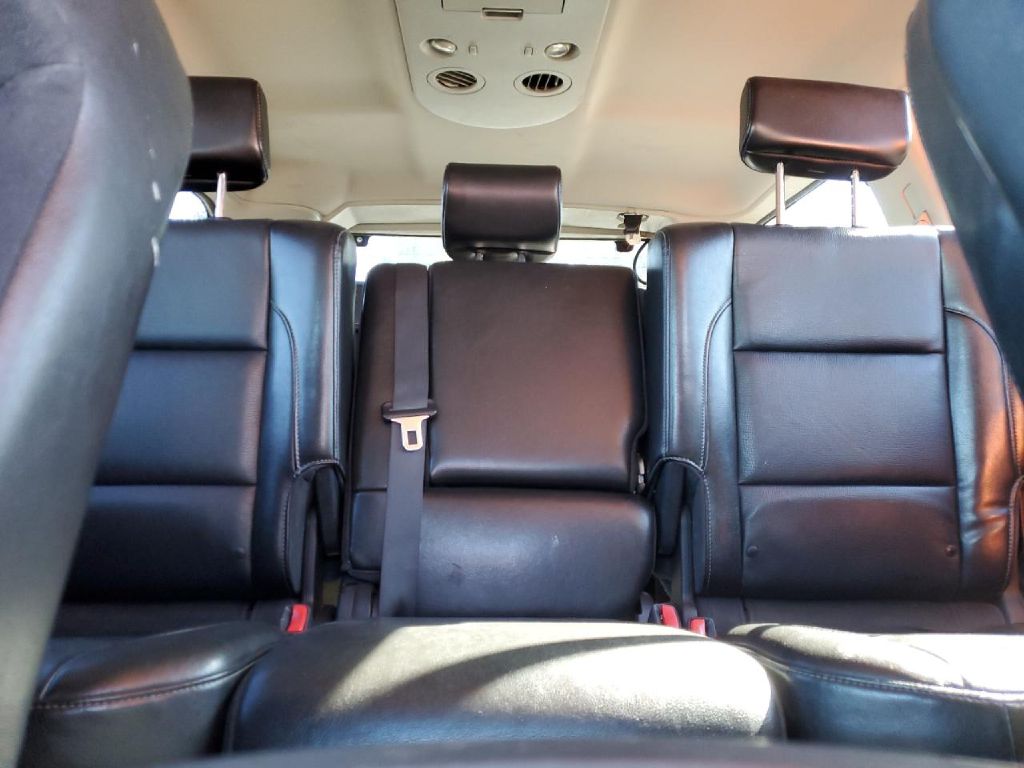 Photo 10 of this NISSAN ARMADA