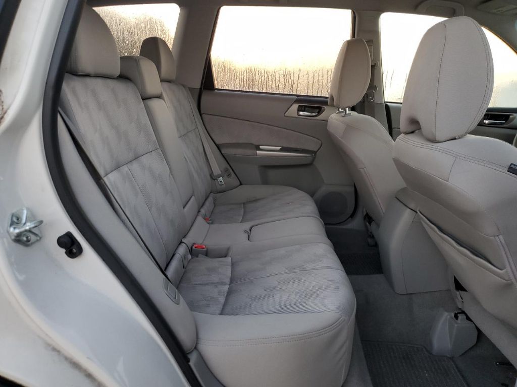 Photo 11 of this SUBARU FORESTER
