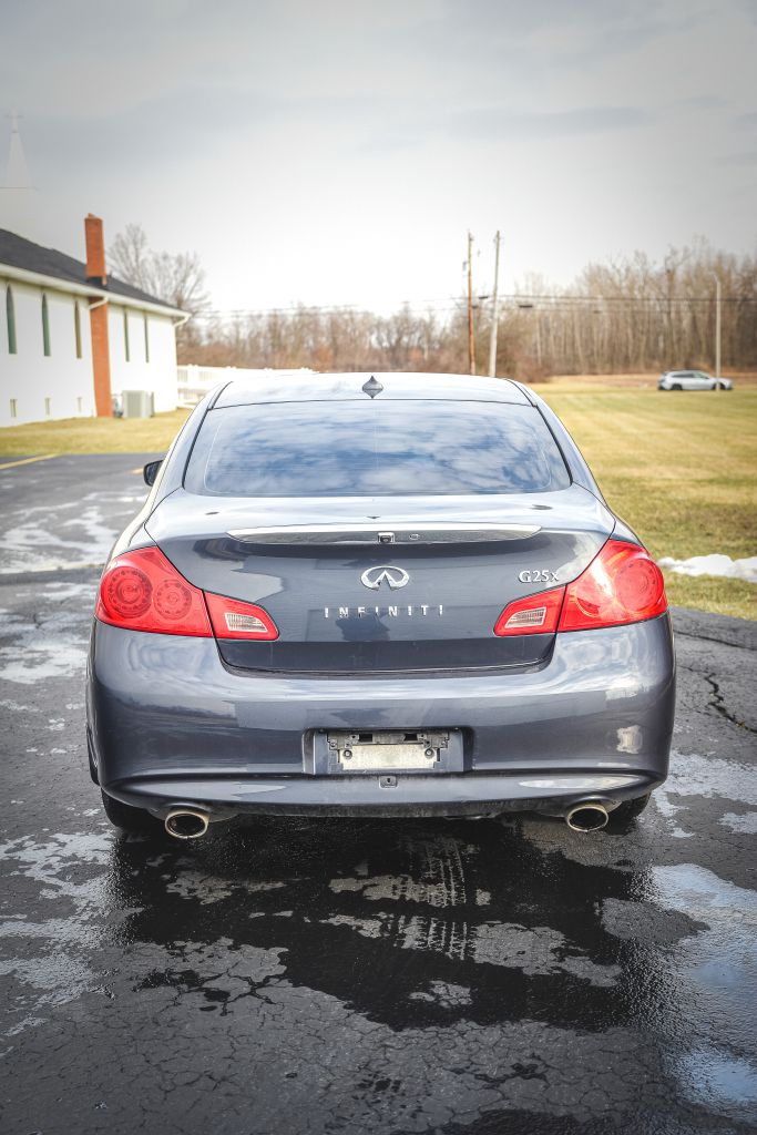 Photo 17 of this INFINITI G25