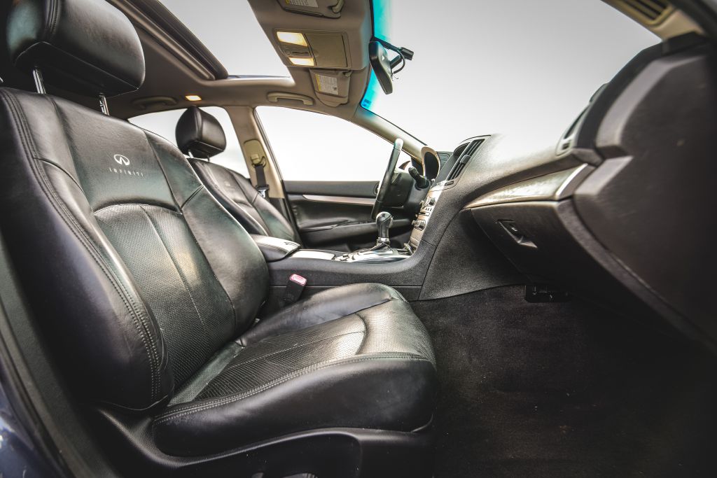 Photo 11 of this INFINITI G25