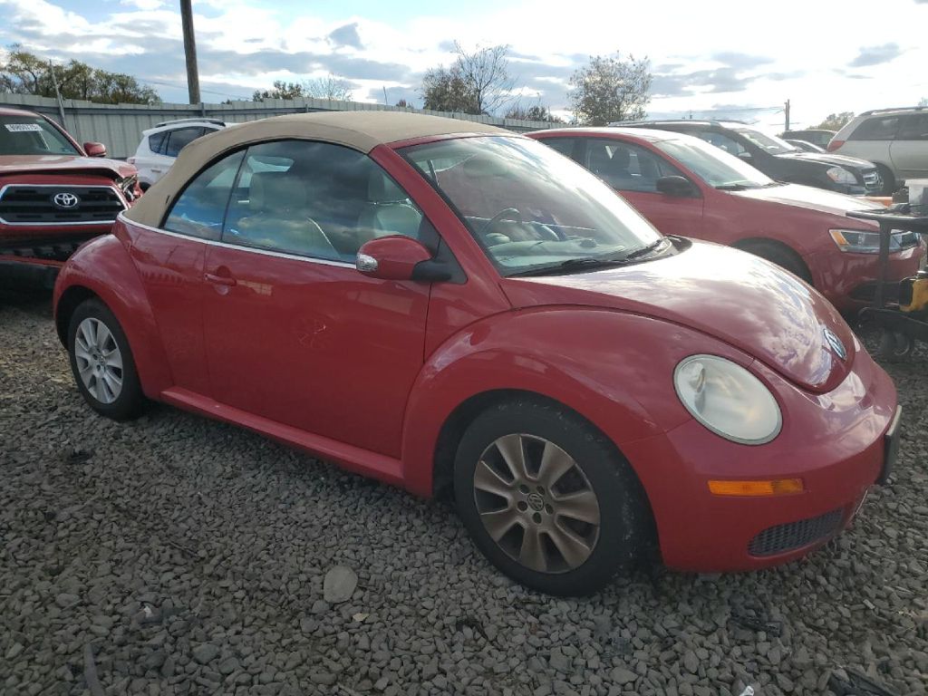 Photo 3 of this VOLKSWAGEN NEW BEETLE