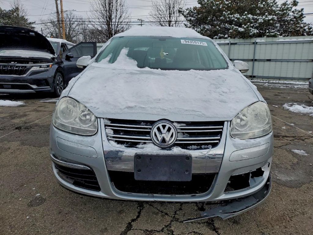 Photo 2 of this VOLKSWAGEN NEW JETTA
