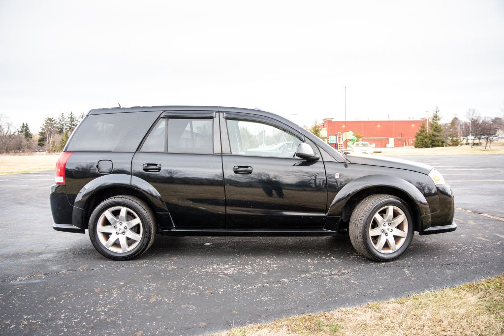 Photo 8 of this SATURN VUE REDLINE