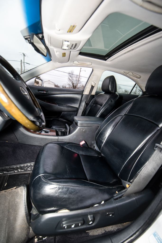 LEXUS ES 2011 LEXUS ES JTHBK1EG6B2449204