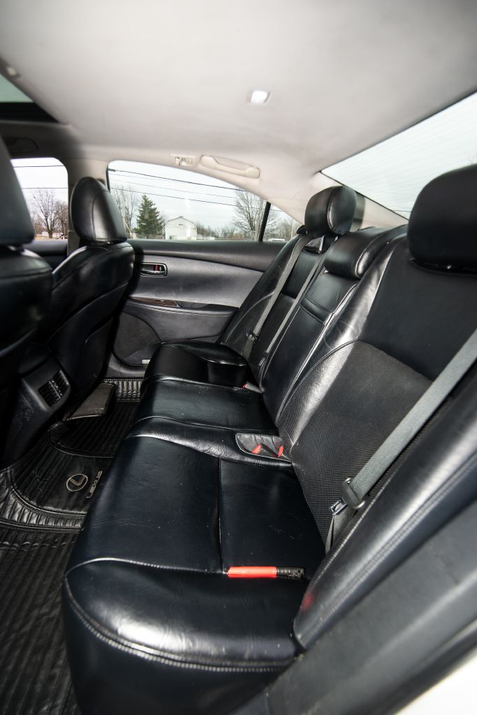 LEXUS ES 2011 LEXUS ES JTHBK1EG6B2449204