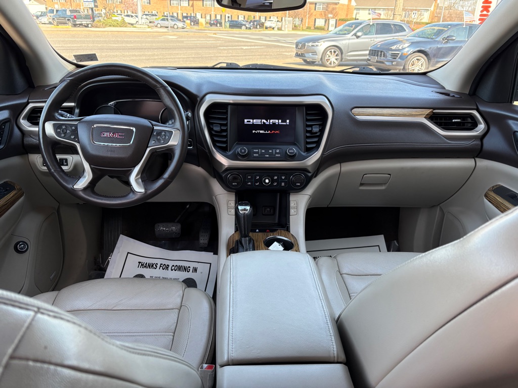 Photo 13 of this GMC ACADIA