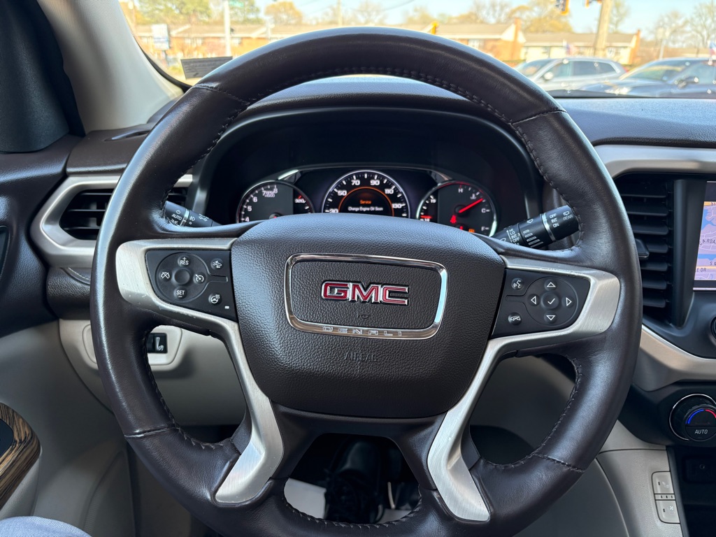 Photo 19 of this GMC ACADIA