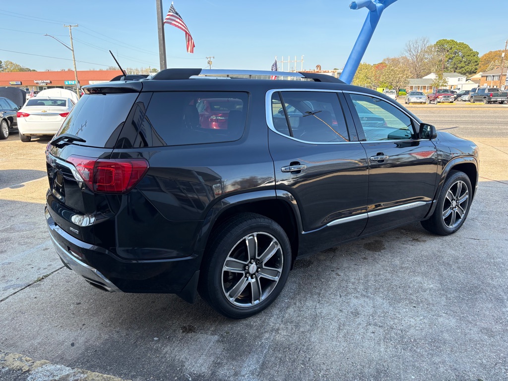 Photo 7 of this GMC ACADIA