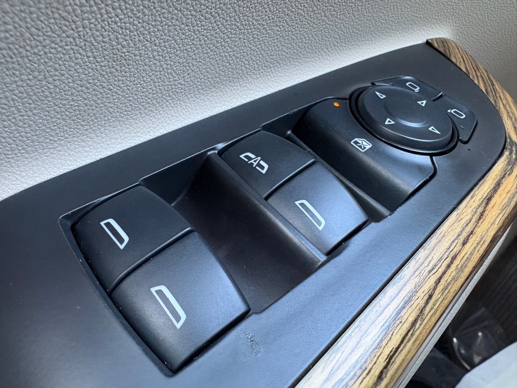 Photo 23 of this GMC ACADIA
