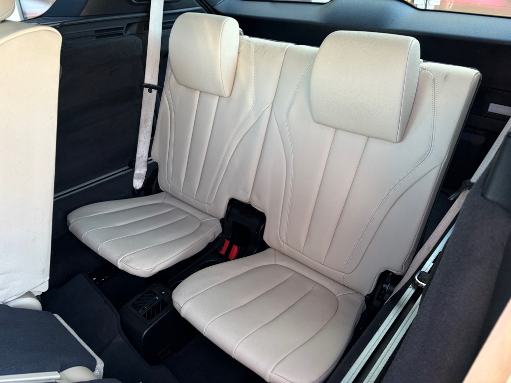 Photo 12 of this BMW X5
