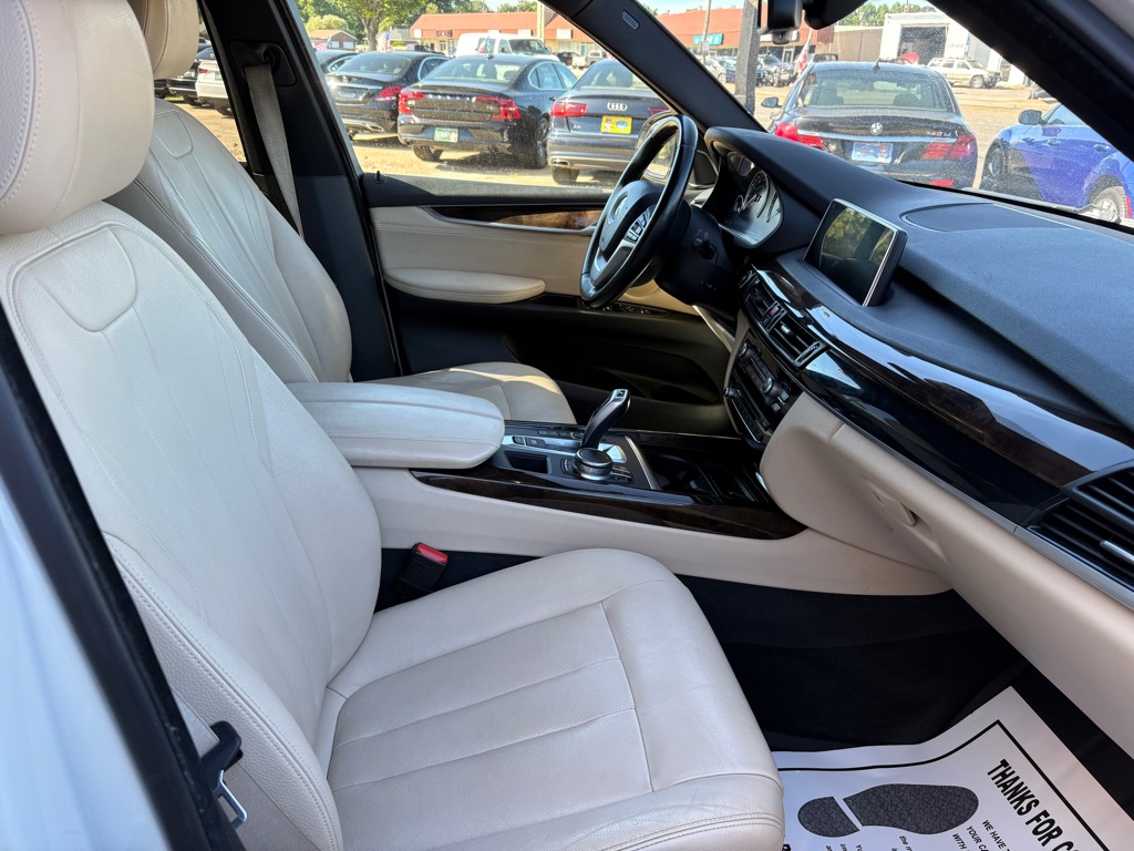 Photo 15 of this BMW X5