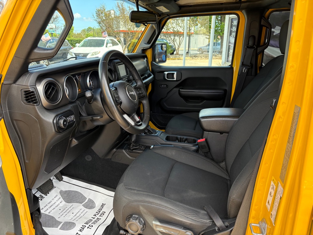 Photo 10 of this JEEP WRANGLER UNLIMI