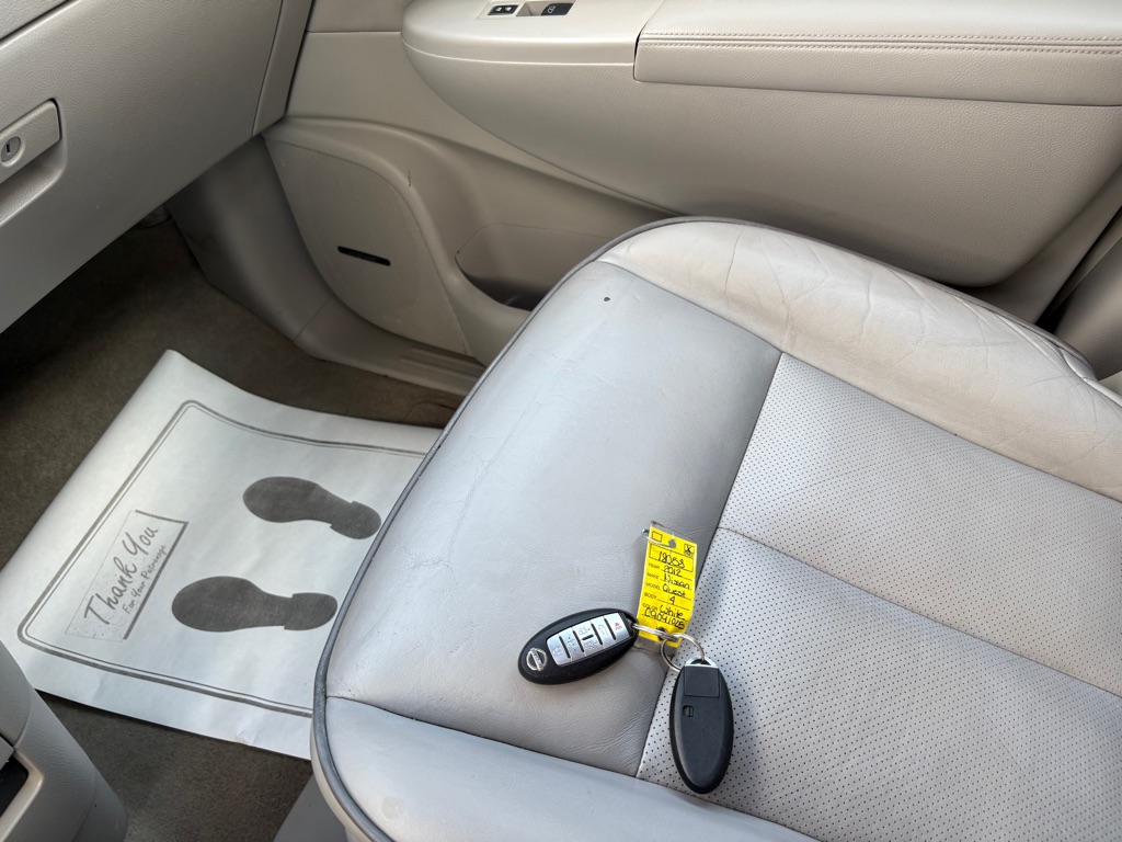 Photo 30 of this NISSAN QUEST