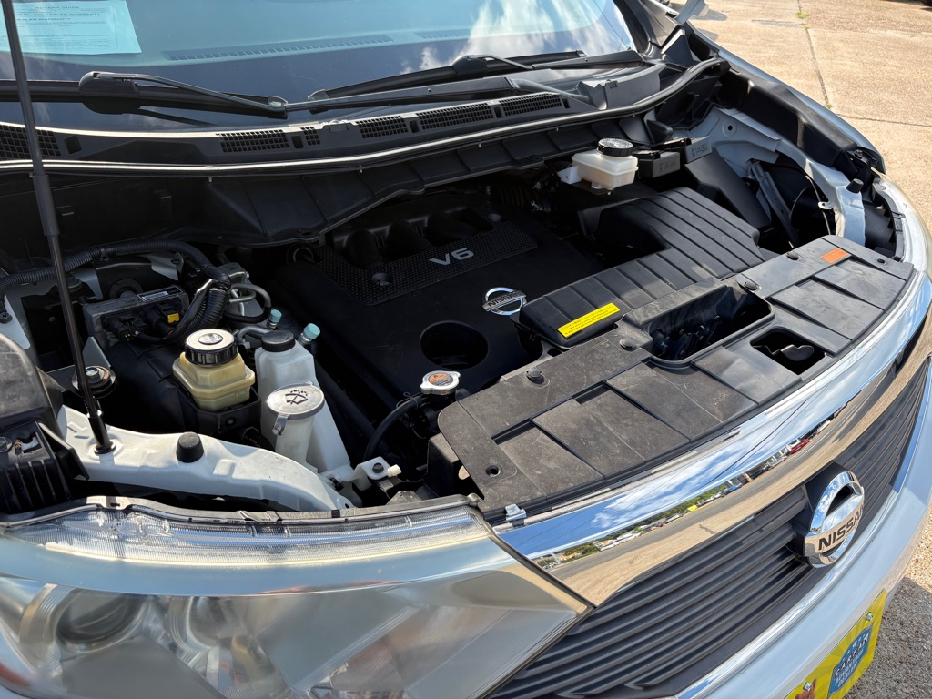 Photo 37 of this NISSAN QUEST