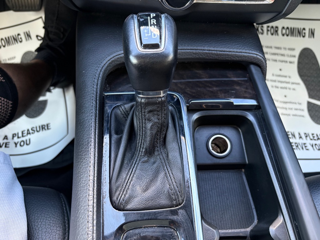 Photo 24 of this VOLVO S90