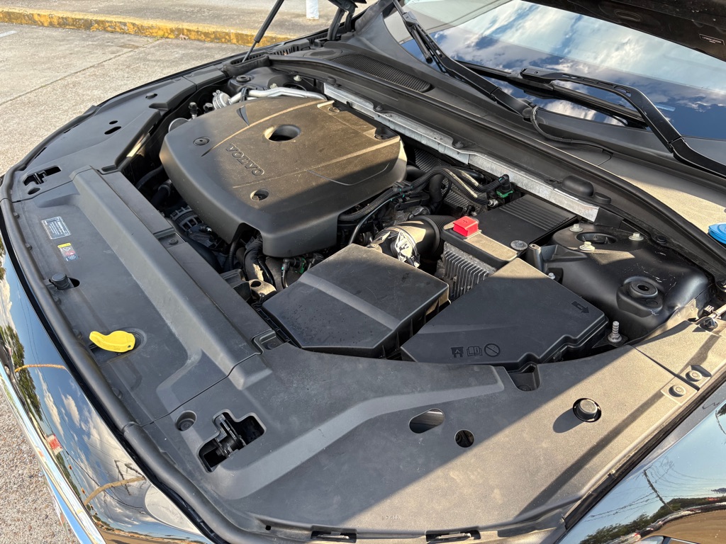 Photo 33 of this VOLVO S90