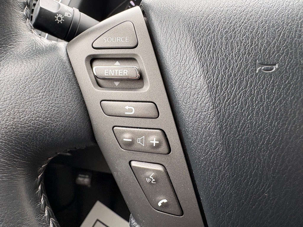 Photo 21 of this NISSAN ARMADA