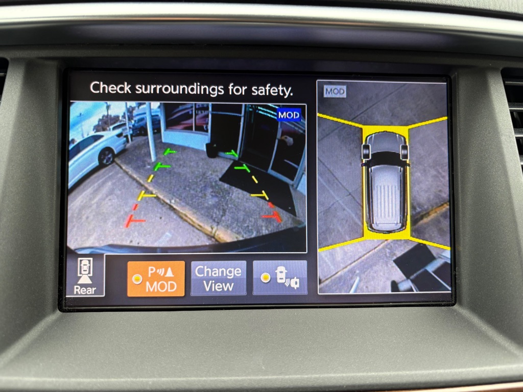 Photo 17 of this NISSAN ARMADA