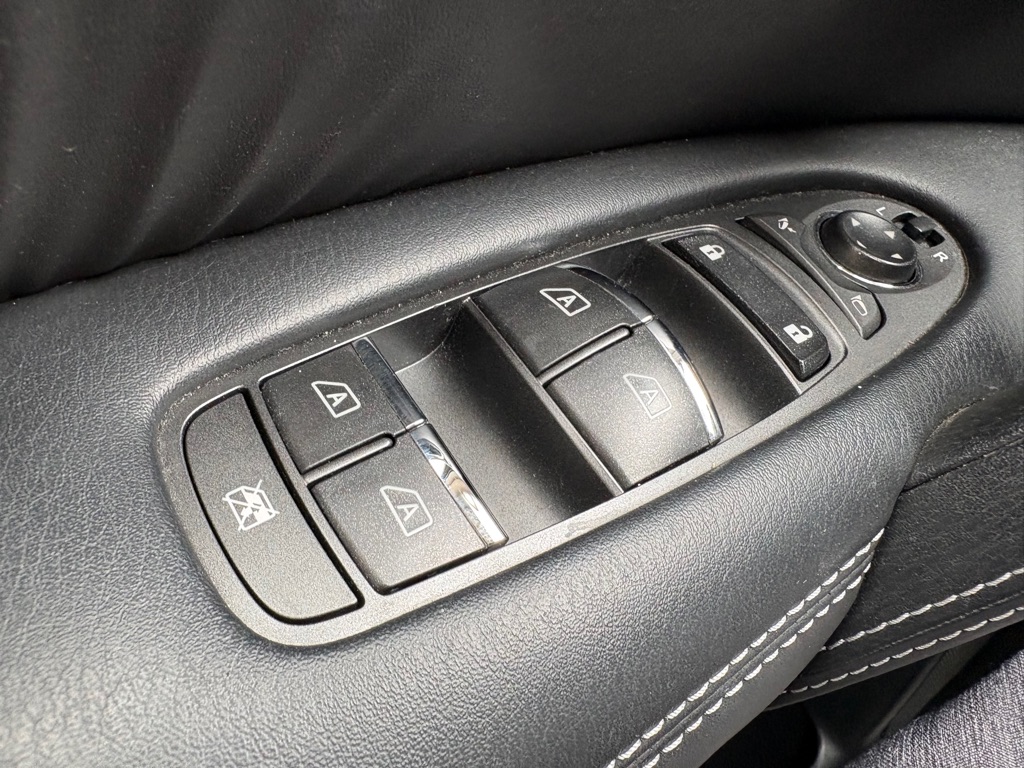 Photo 23 of this NISSAN ARMADA
