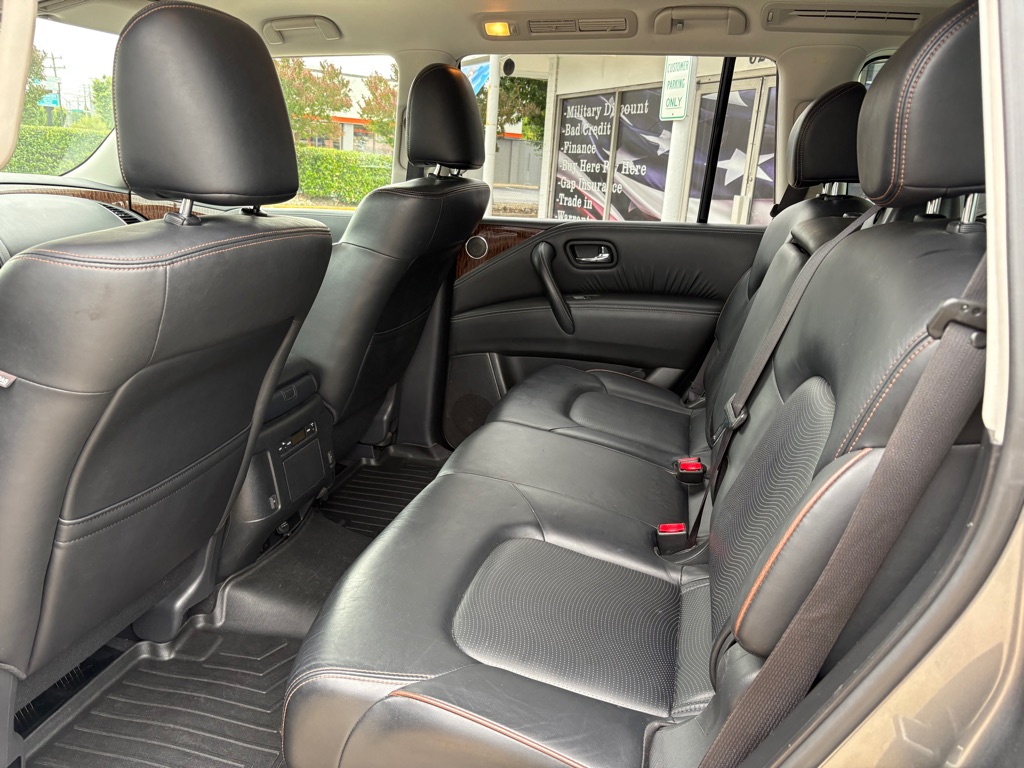 Photo 11 of this NISSAN ARMADA
