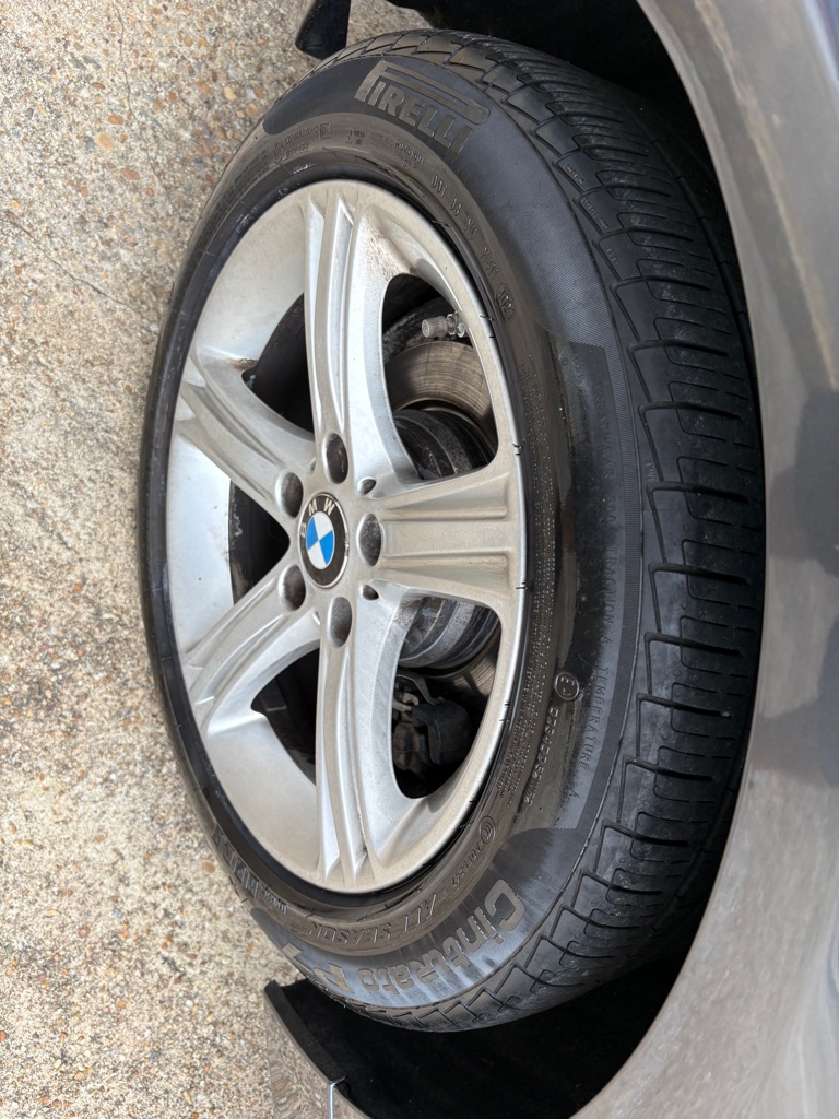Photo 28 of this BMW 320