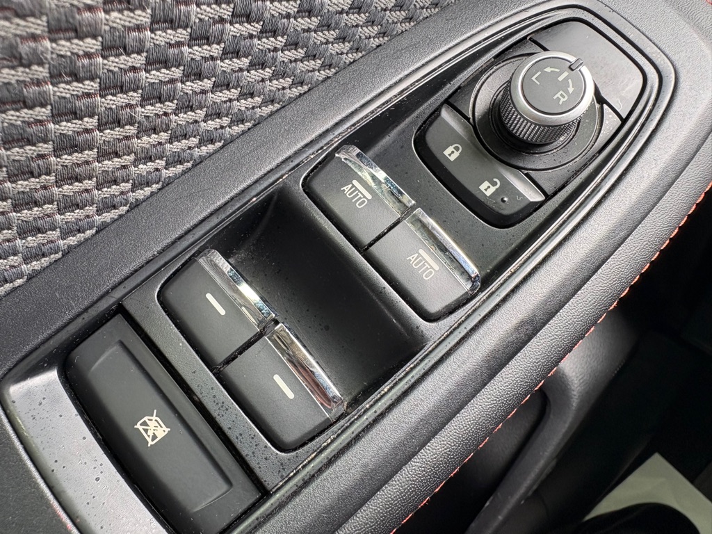 Photo 16 of this SUBARU FORESTER