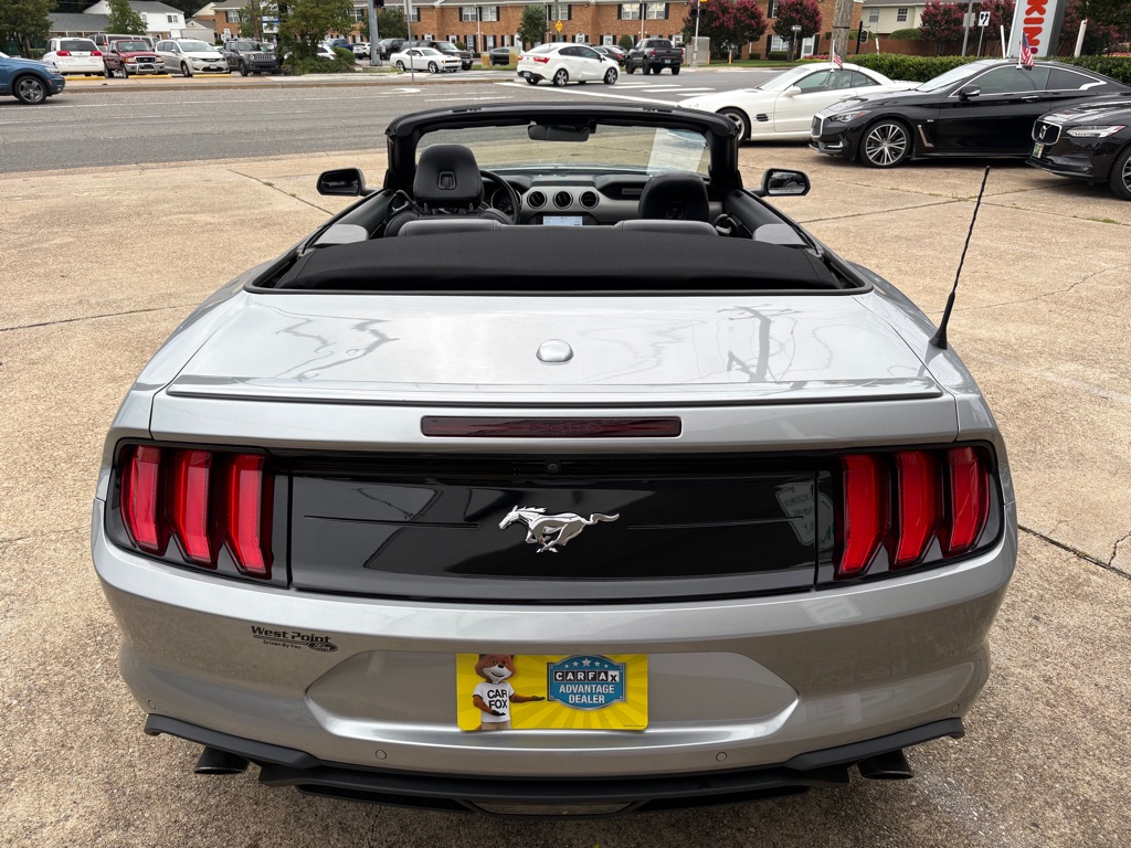Photo 9 of this FORD MUSTANG