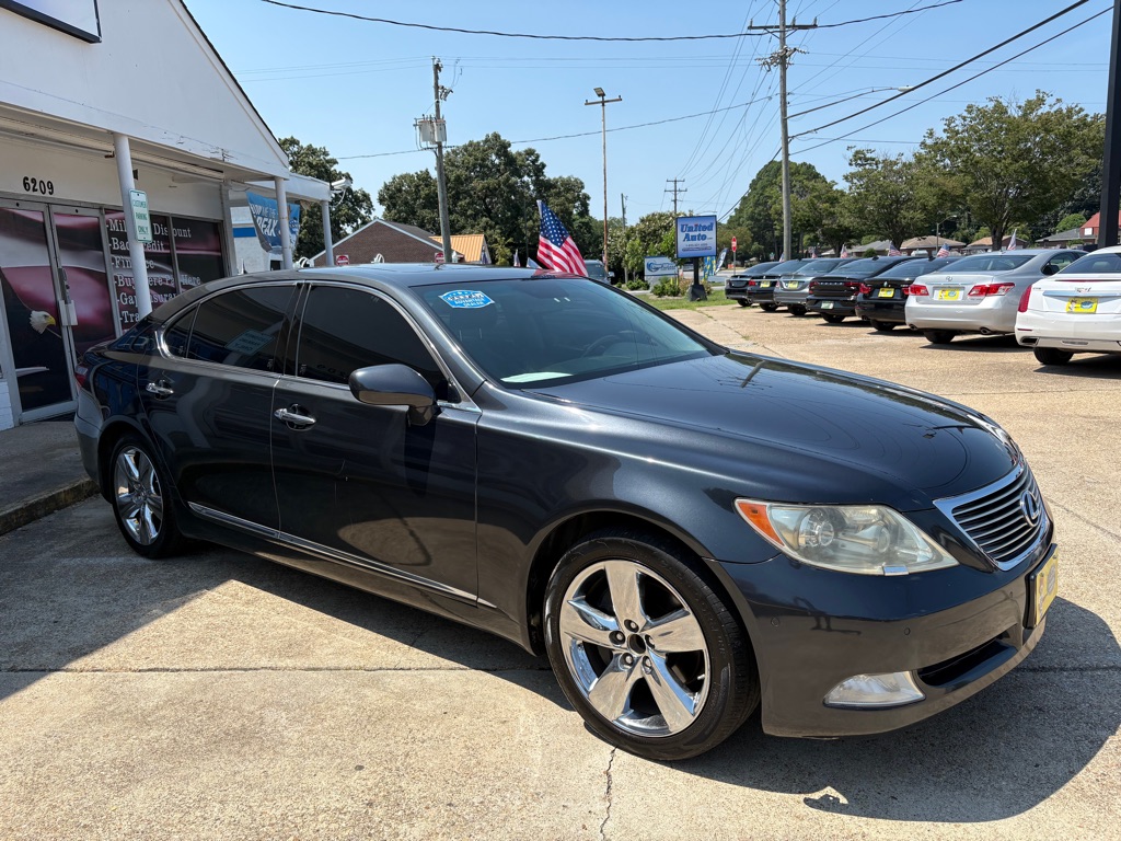 Photo 9 of this LEXUS LS