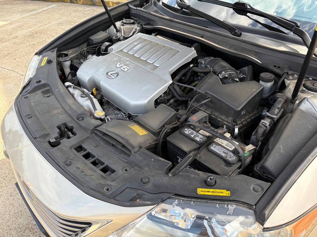 Photo 34 of this LEXUS ES