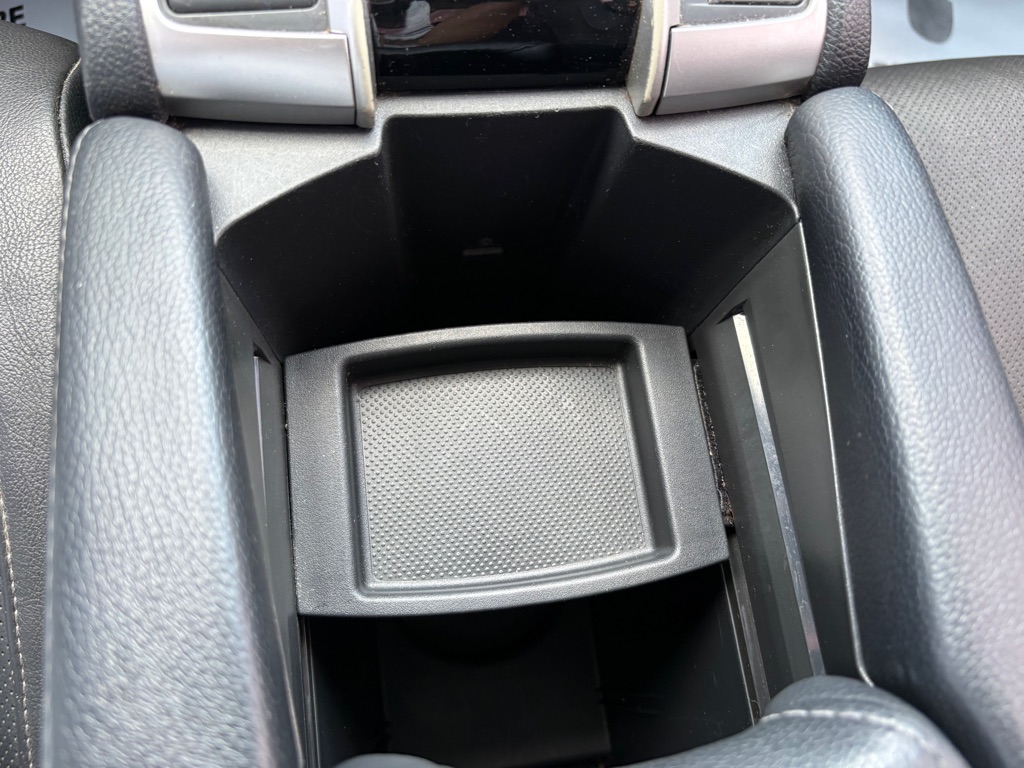 Photo 24 of this HONDA CIVIC