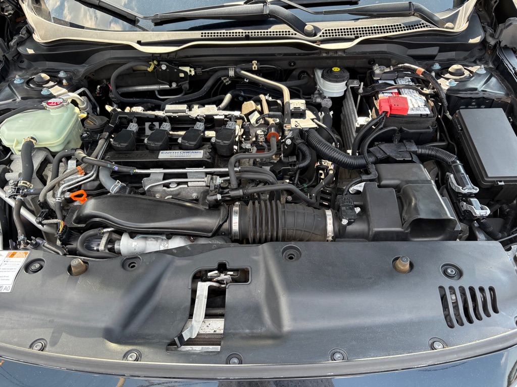 Photo 31 of this HONDA CIVIC