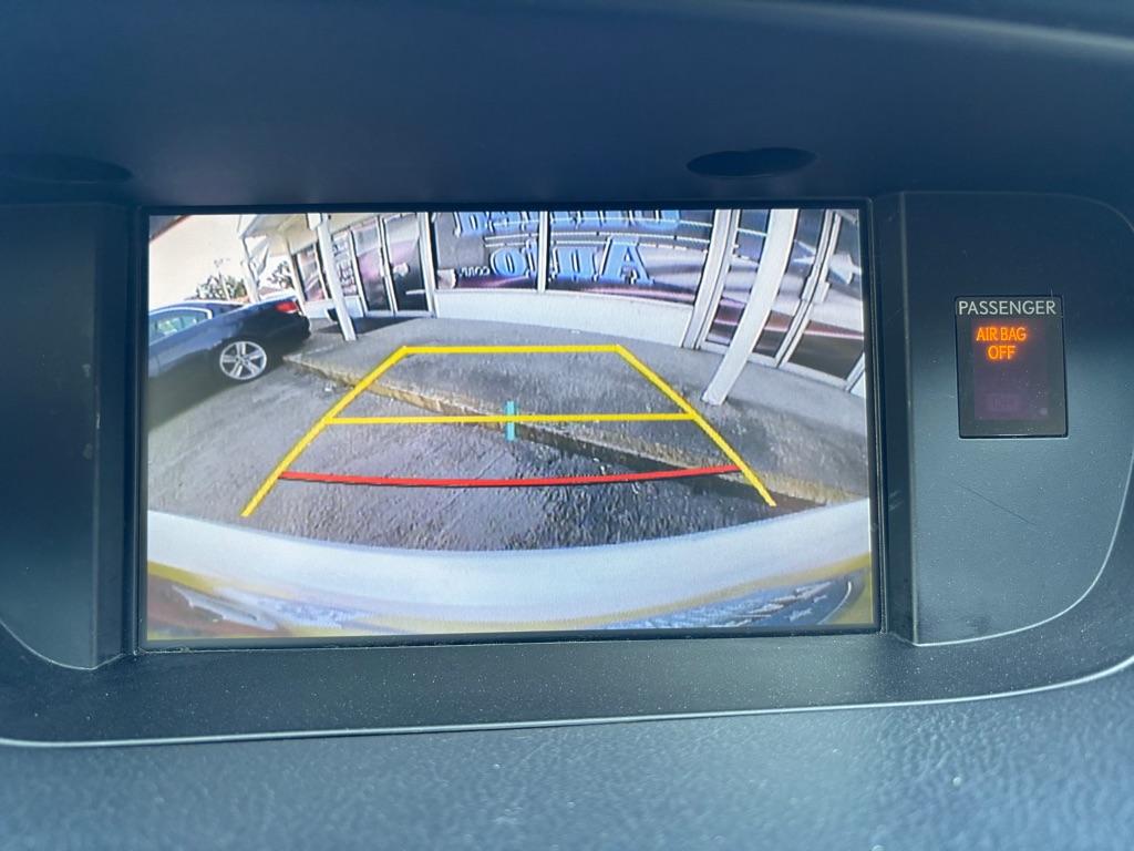 Photo 15 of this LEXUS ES